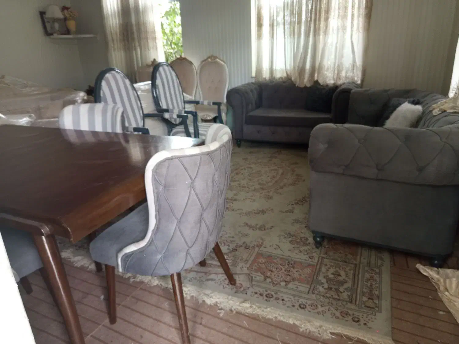 مبل چستر کلاسیک و ناهارخوری|مبلمان خانگی و میز عسلی|گرگان, |دیوار