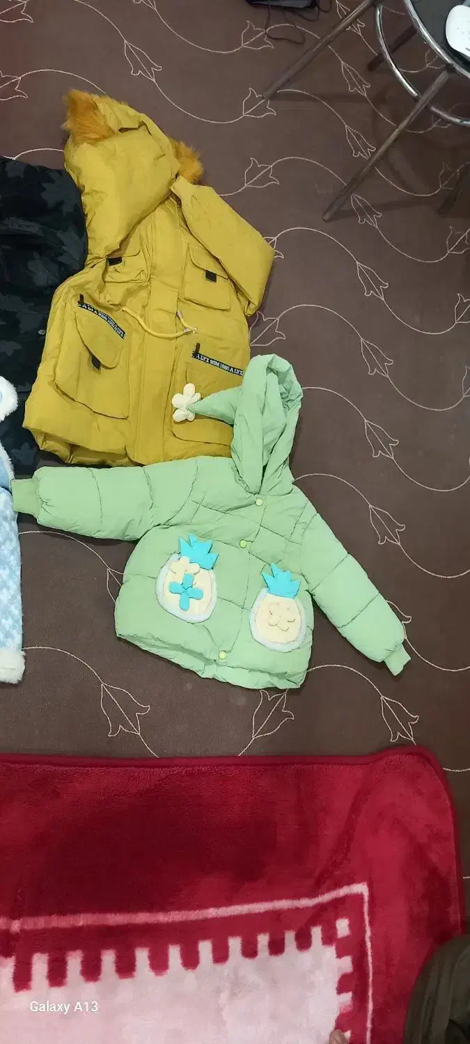 کابشن خارجی|لباس|قروه, |دیوار