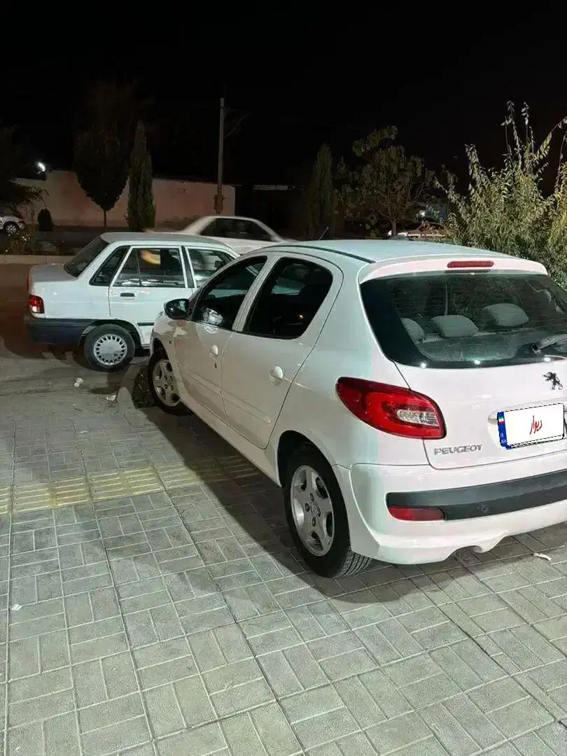 پژو 207 اتومات مدل 97|خودرو سواری و وانت|اصفهان, اطشاران|دیوار