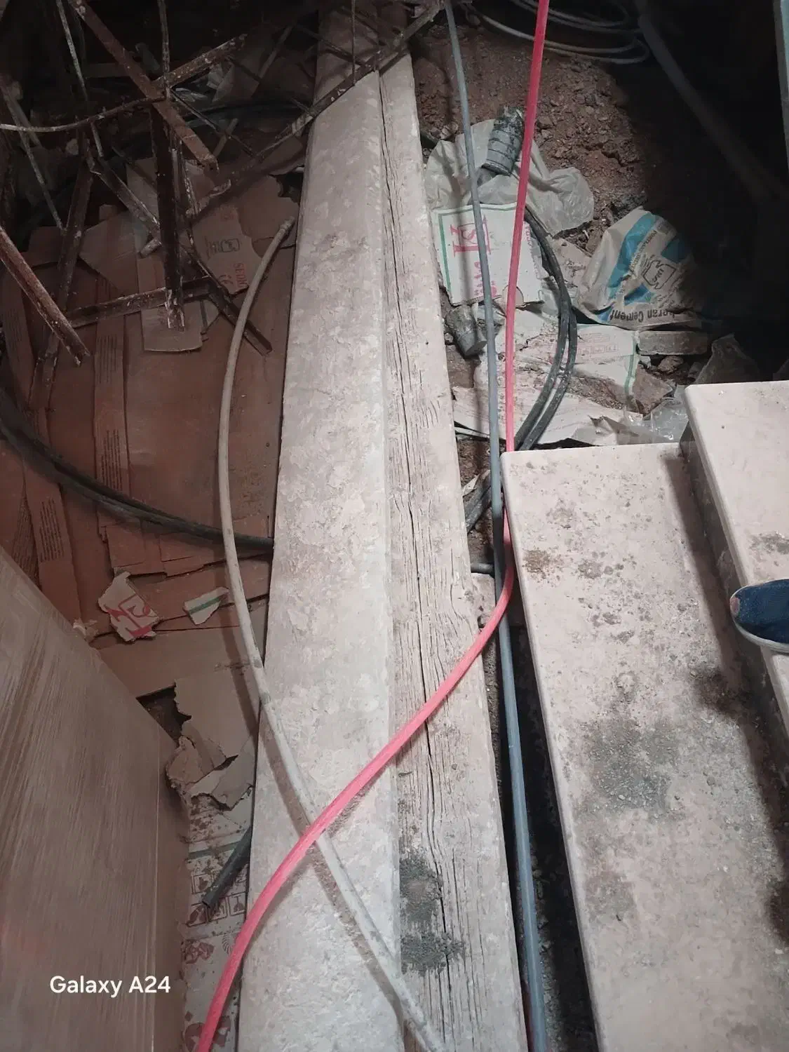 تخت فروشی وچهارپایه|مبلمان خانگی و میز عسلی|بیرجند, |دیوار