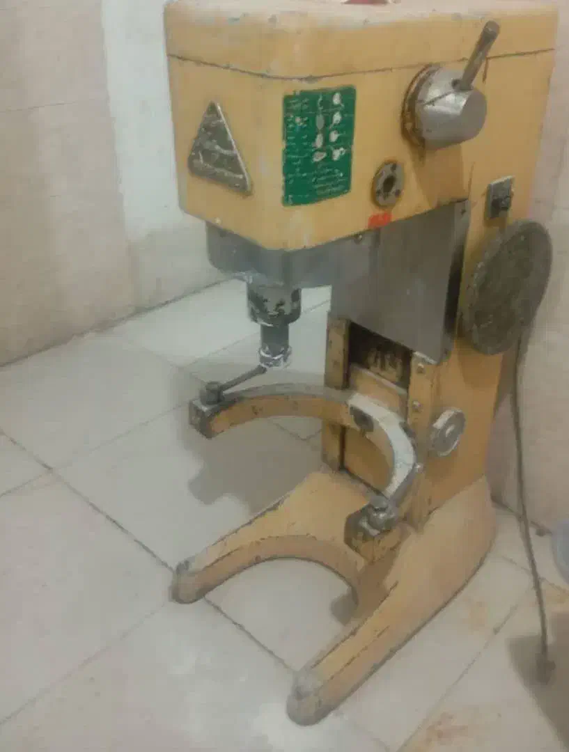 خمیر گیر میکسر،خمیرگیر،نو،دست دوم،کلیه لوازم قنادی|فروشگاه و مغازه|مشهد, عبادی|دیوار