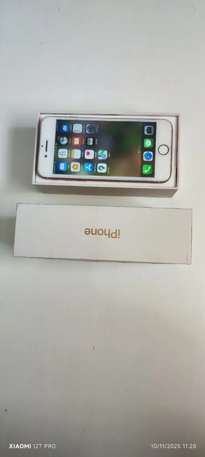 iPhone 8|موبایل|کرج, فاز ۵ مهرشهر|دیوار