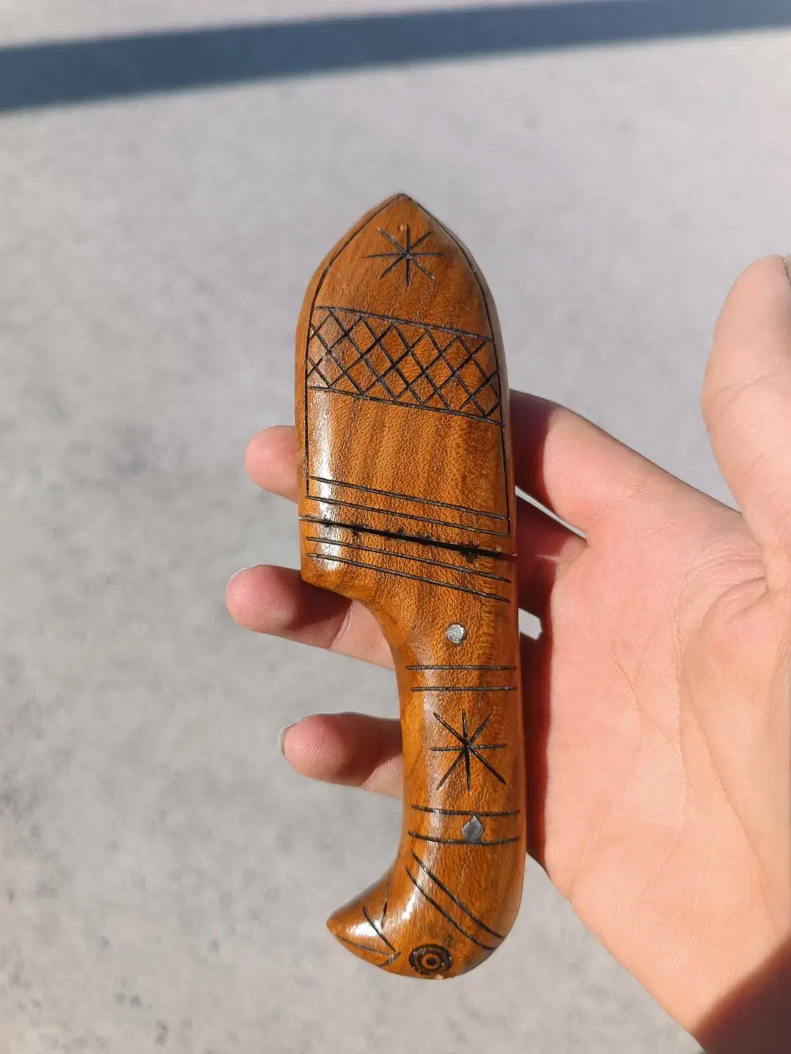 چاقو|کوهنوردی و کمپینگ|دوگنبدان, |دیوار