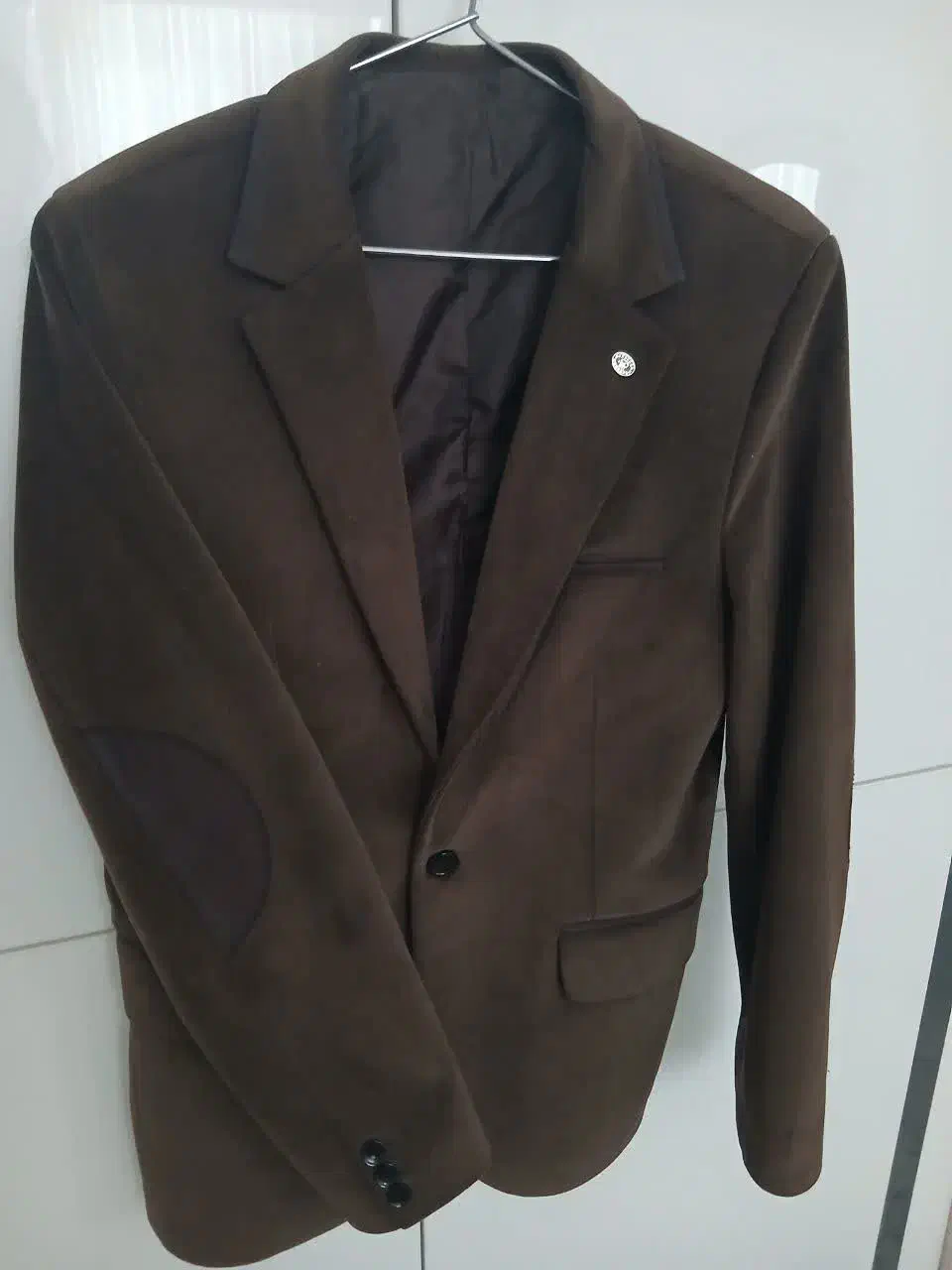 کت تک نوجوان|لباس|یزد, |دیوار