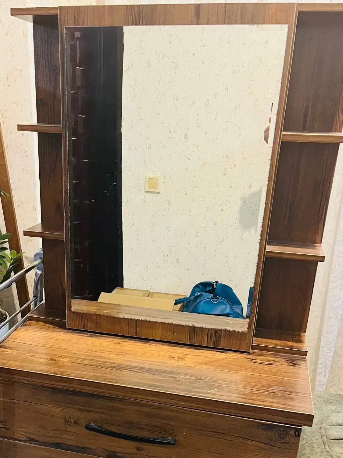 دراور|جاکفشی، کمد، دراور|کیش, |دیوار