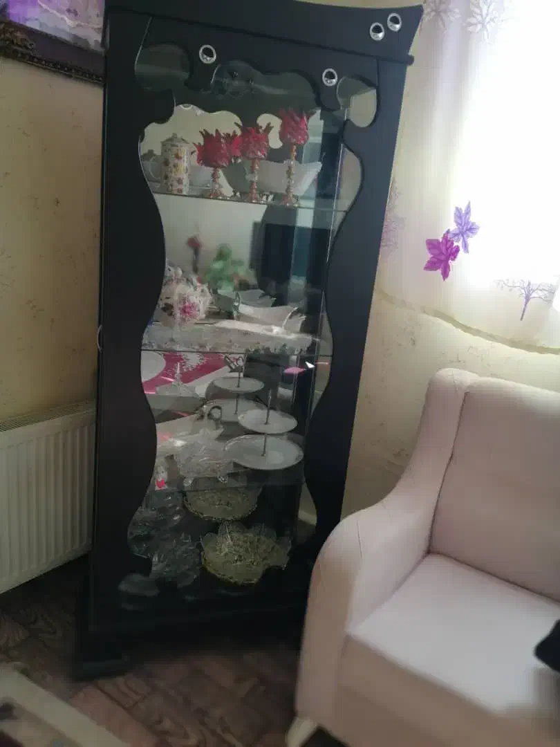 ویترین چوبی و شیشه‌ای|بوفه، ویترین، کنسول|صدرا-فارس, فاز ۲|دیوار