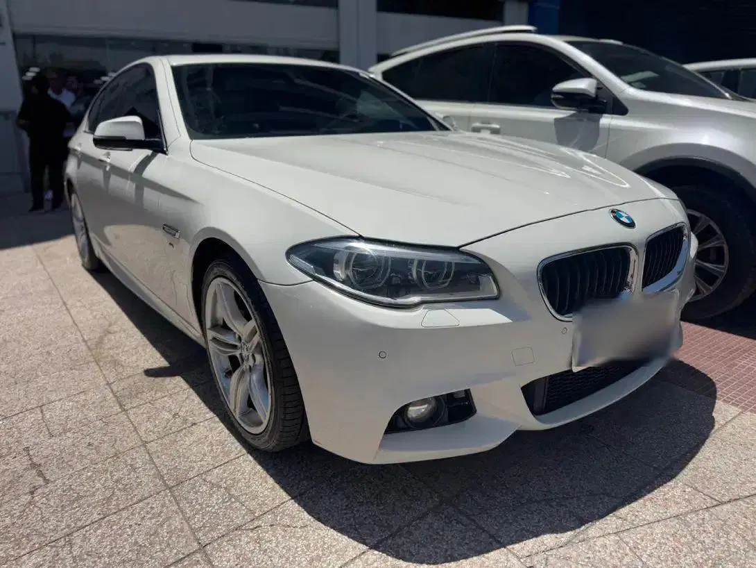 BMW528|خودرو سواری و وانت|شیراز, فرهنگ شهر|دیوار