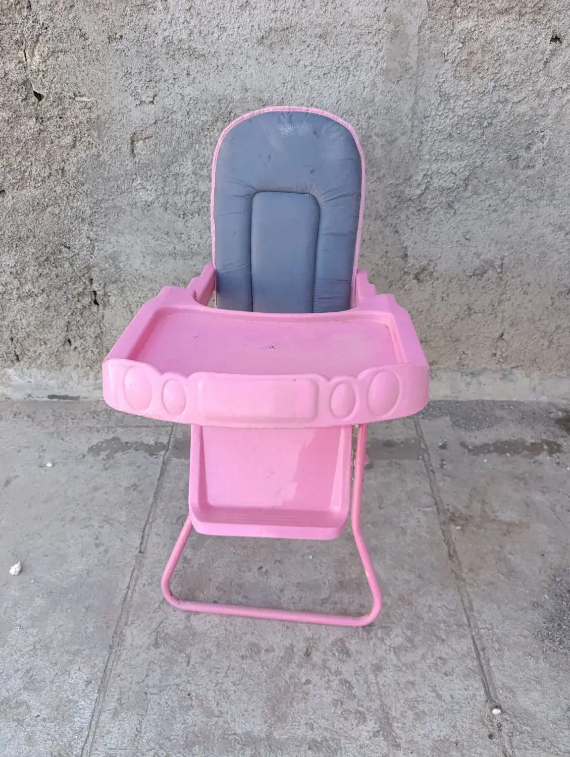 صندلی کودک|تخت و صندلی بچه|نیشابور, شهرک فرهنگیان|دیوار