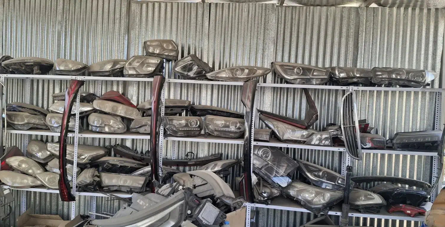 چراغ خودروهای خارجی چینی، آلمانی. فرانسه .ژاپن|قطعات یدکی و لوازم جانبی|تهران, جوانمردان (اندیشه)|دیوار