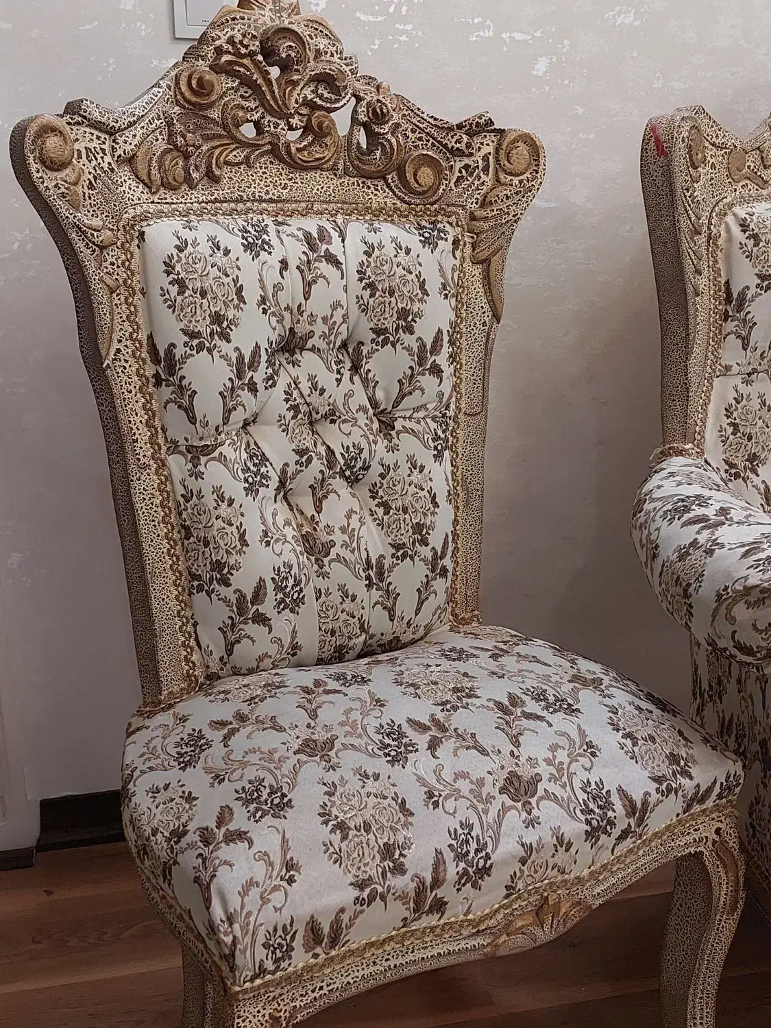 مبل سلطنتی ۹ نفره|مبلمان خانگی و میز عسلی|سرخرود, |دیوار