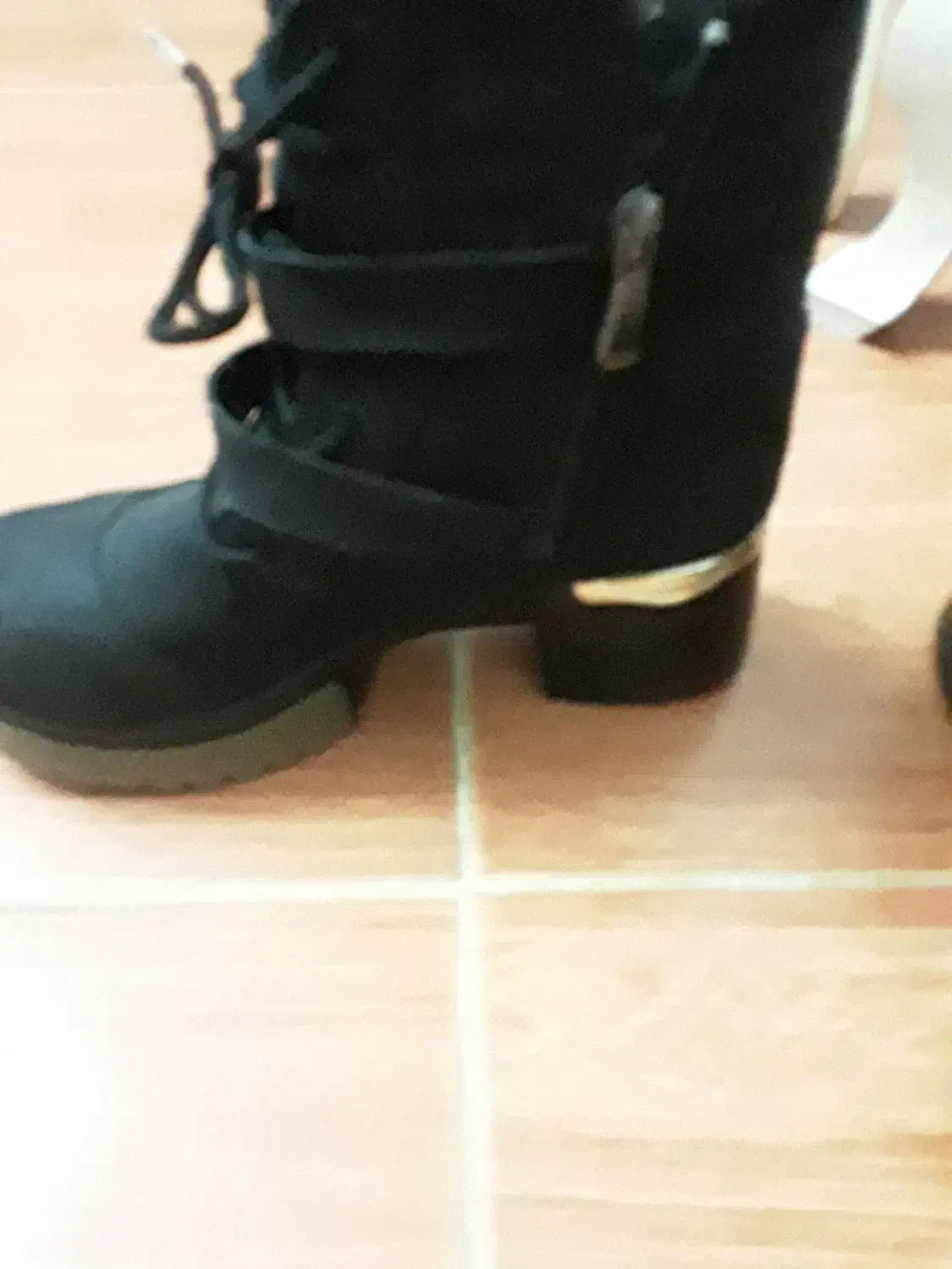 بوت زنانه سایز ۳۸|کیف، کفش، کمربند|کرج, خرمدشت|دیوار