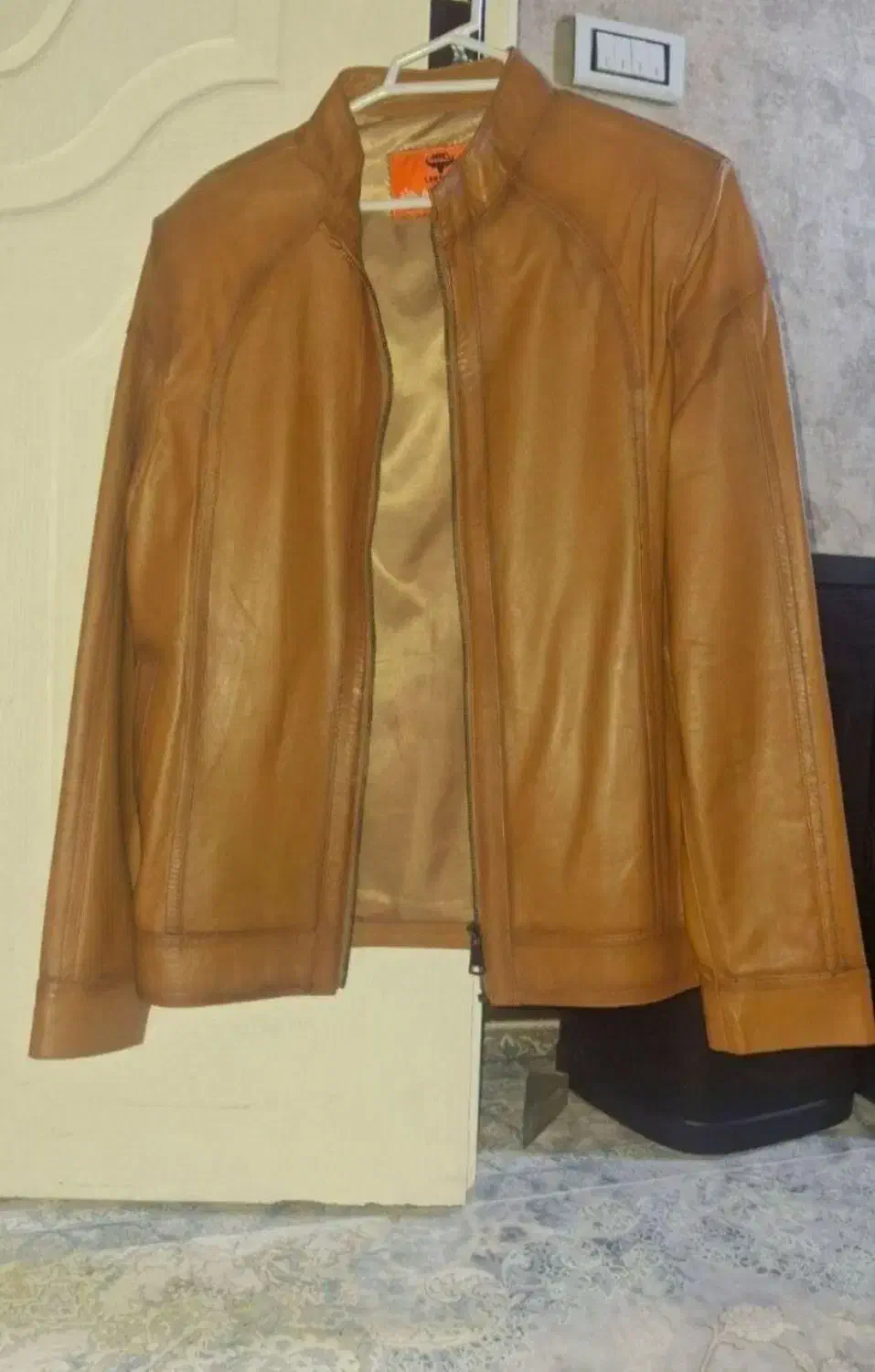 کاپشن چرم اصل نوع نوع|لباس|هشتگرد, هشتگرد قدیم|دیوار