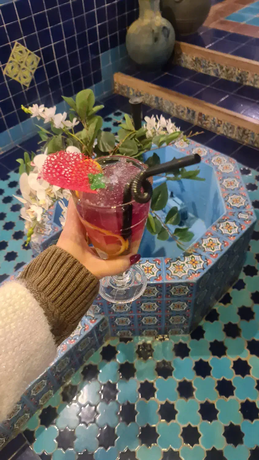 وسط کار|استخدام خدمات فروشگاه و رستوران|تهران, بهجتآباد|دیوار