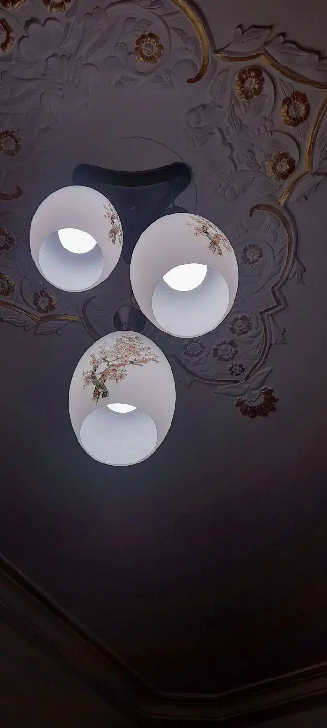 لوستر سه شعله|لوستر و چراغ آویز|لاهیجان, حاجی آباد|دیوار