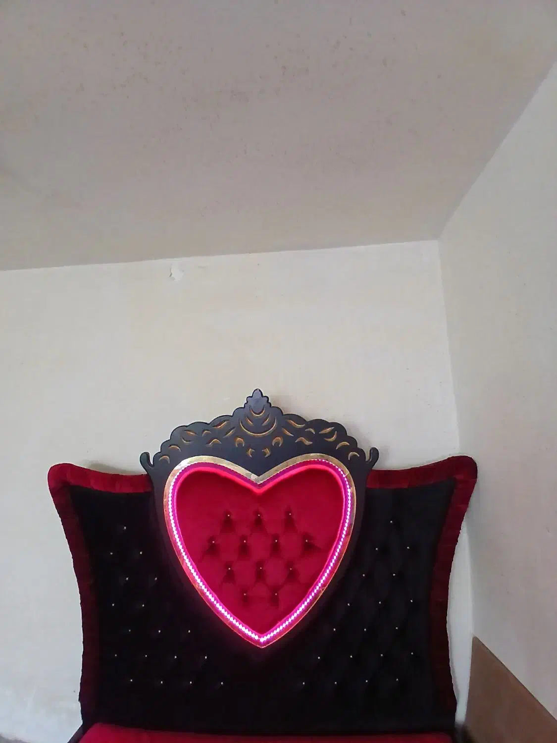 تخت سلطنتی 2نفره همراه با تشک فنری رویال 2نفره|تخت و سرویس خواب|امیدیه, |دیوار