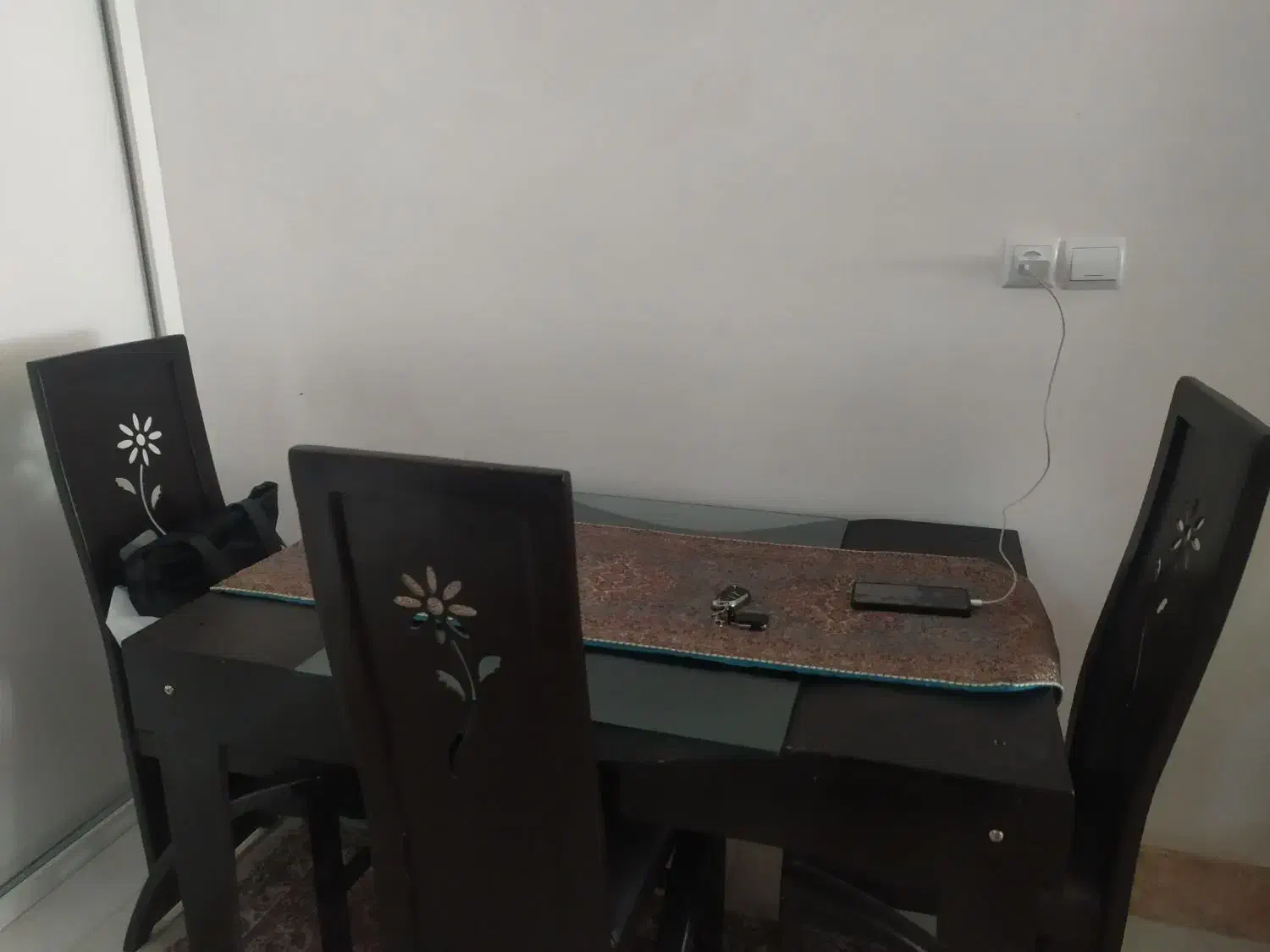 میز نهارخوری|میز و صندلی غذاخوری|بیرجند, |دیوار