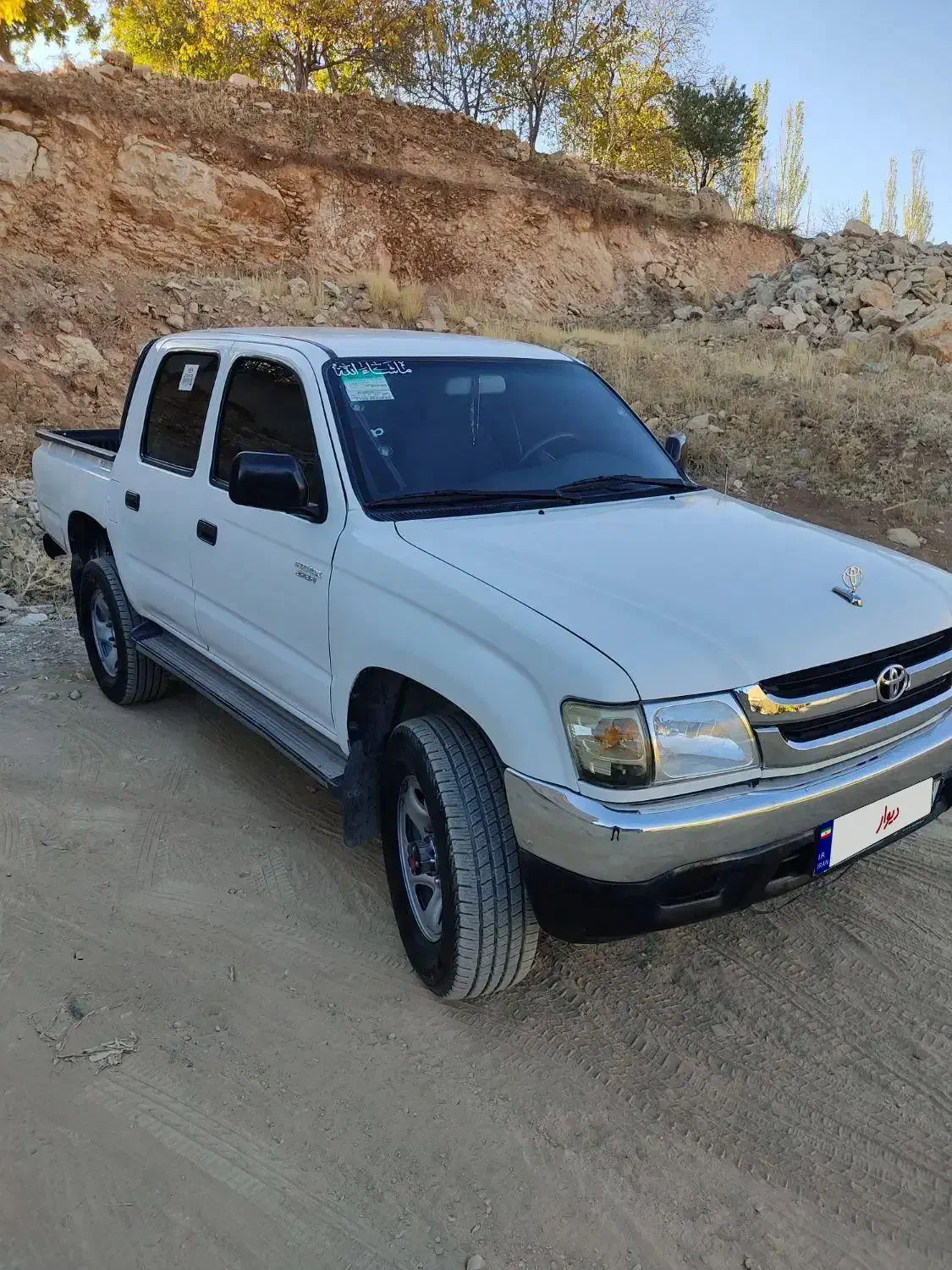 تویوتا هایلوکس تایگر مدل 2001|خودرو سواری و وانت|فارسان, |دیوار