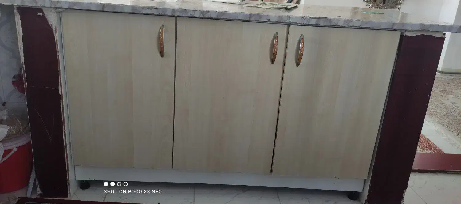 کابینت دست دوم باسینک وهود|آب‌چکان و نظم‌دهنده ظروف|تبریز, |دیوار