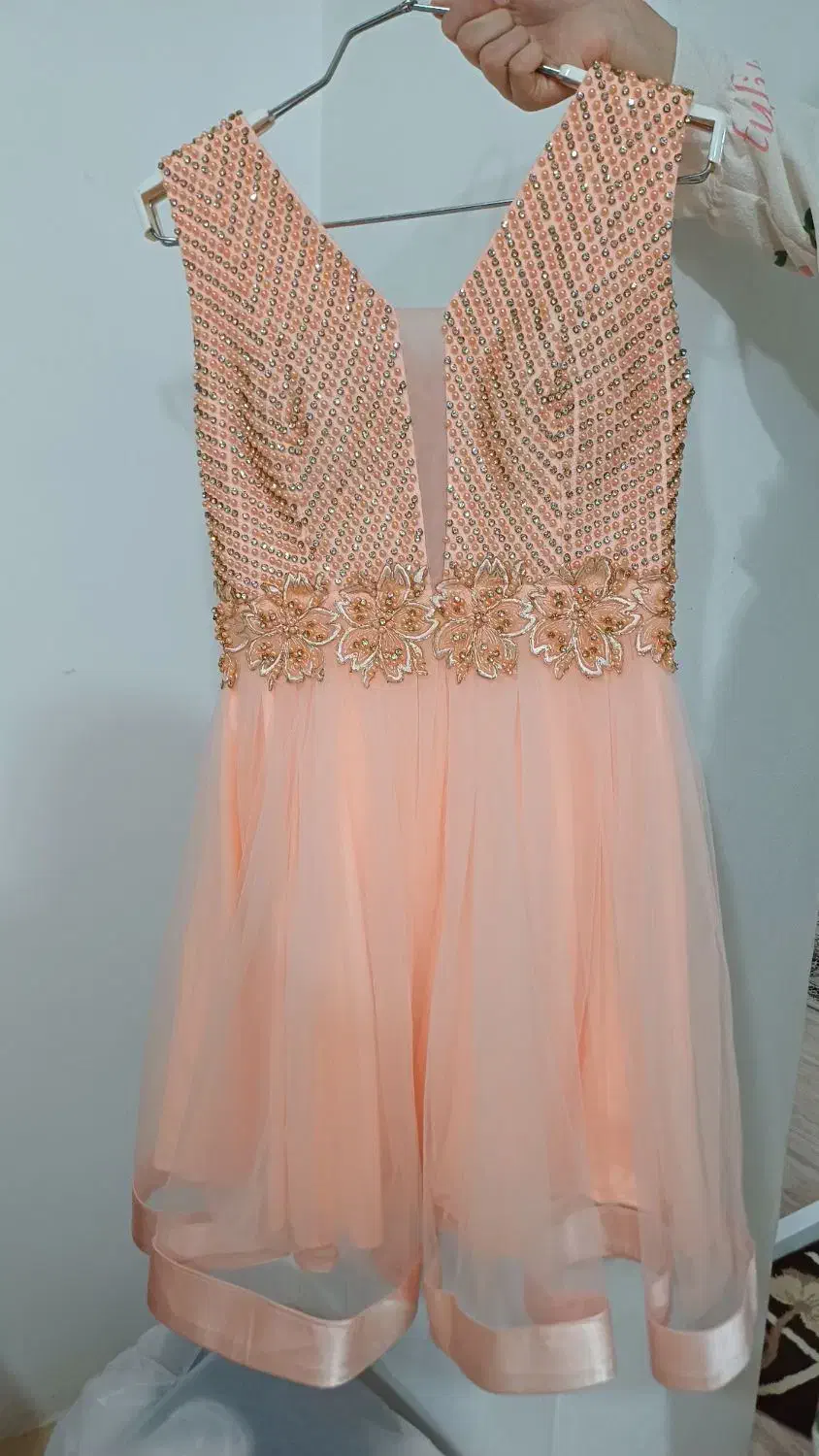 لباس. تمام سنگ مجلسی|لباس|لوندویل, |دیوار