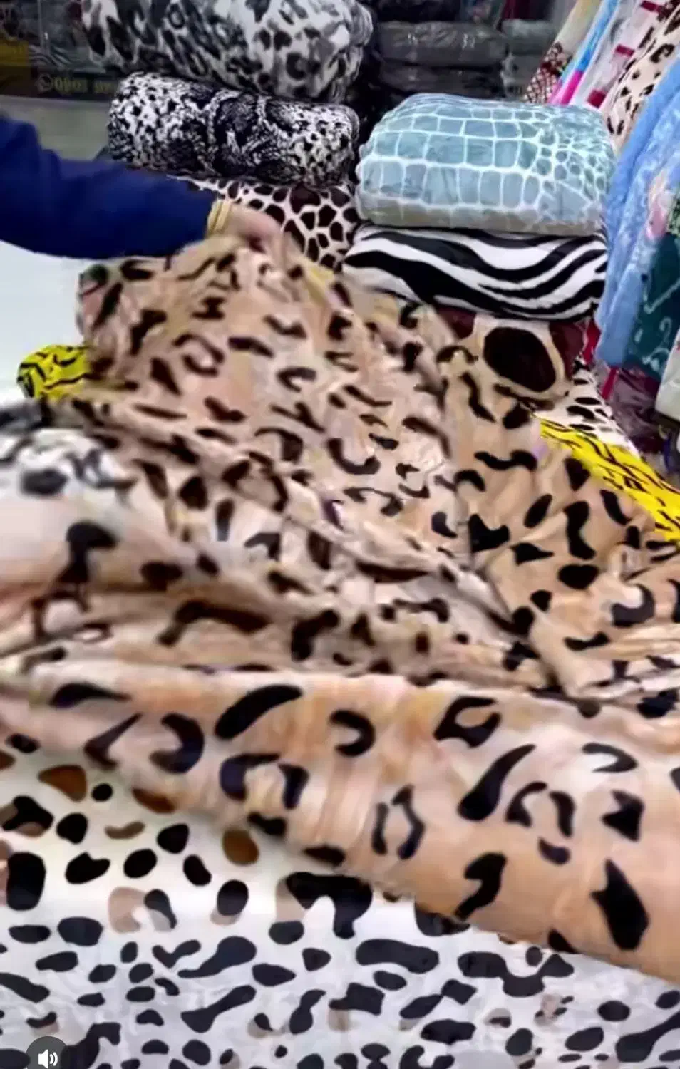 پتوهای چهارفصل خارجی ابریشم|رختخواب، بالش، پتو|بندر ماهشهر, |دیوار