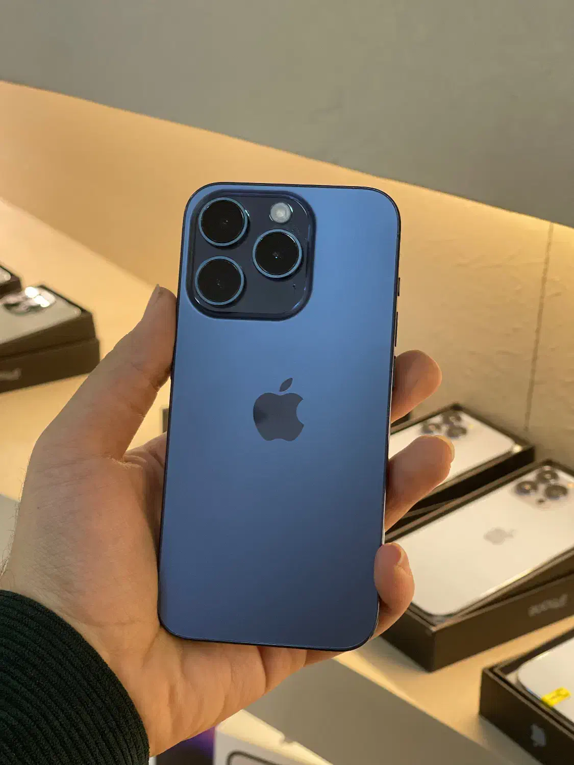 آیفون ۱۵ پرو|موبایل|مشهد, احمدآباد|دیوار