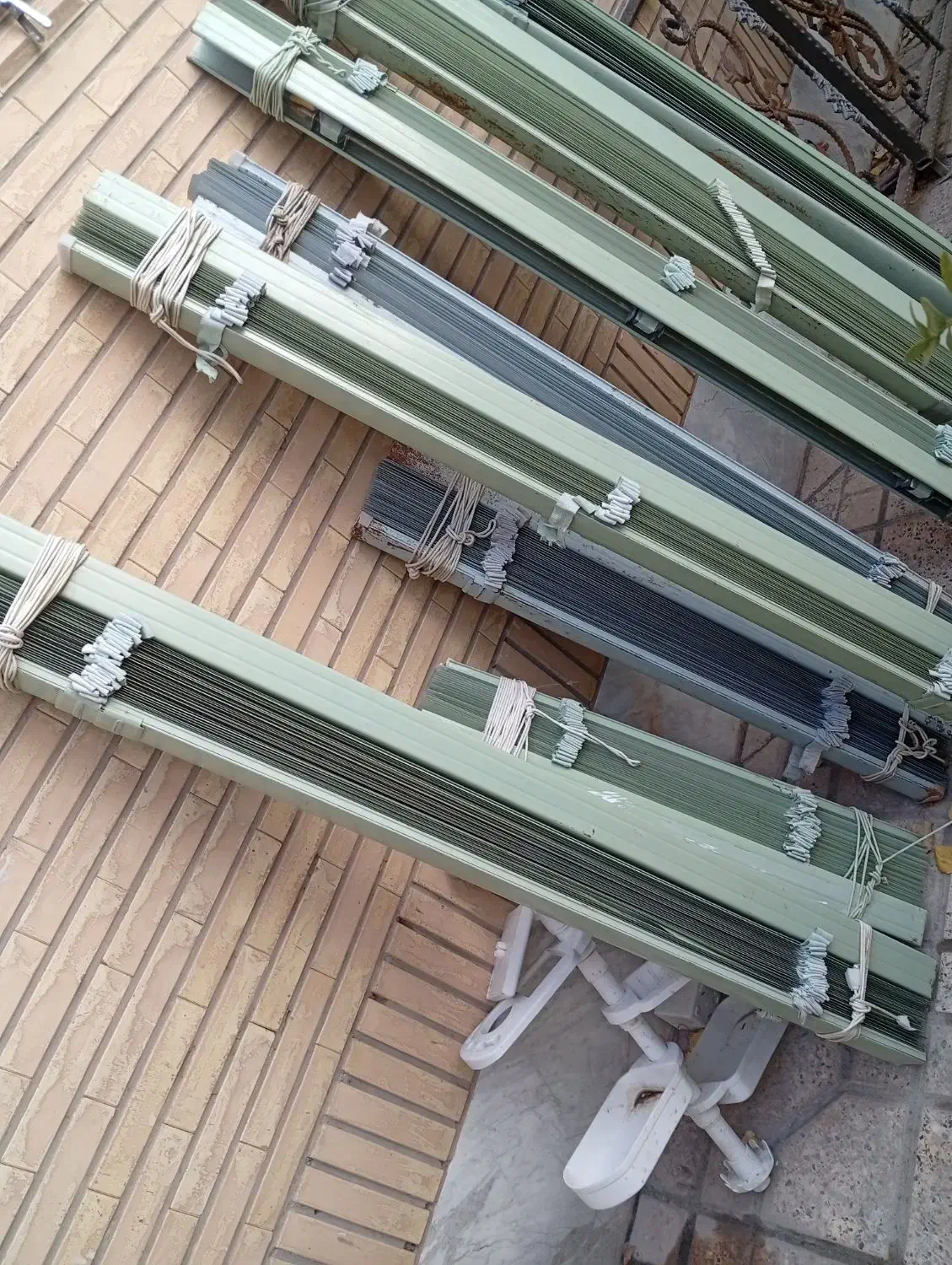 پرده کرکره فلزی سالم|پرده، رانر، رومیزی|فولادشهر, B2|دیوار