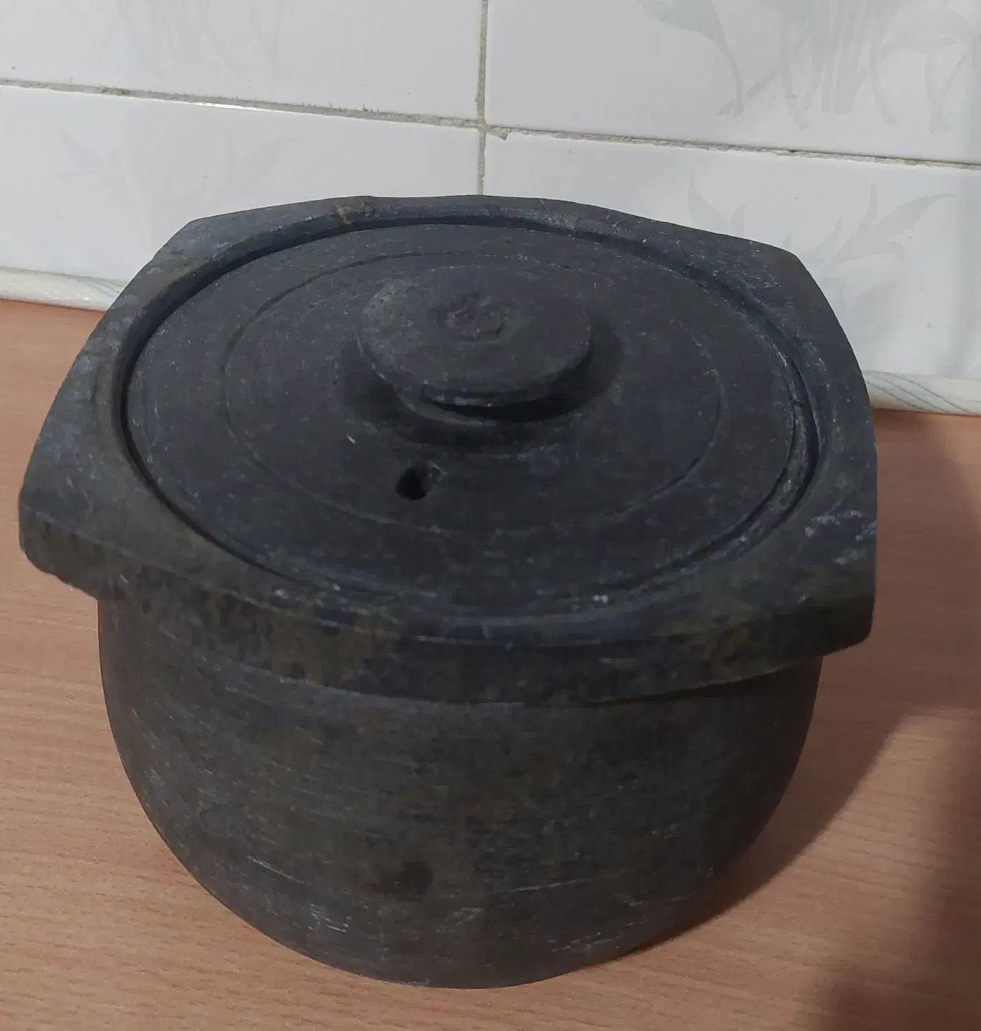 دیزی سنگی|ظروف پخت‌وپز|مشهد, انقلاب|دیوار