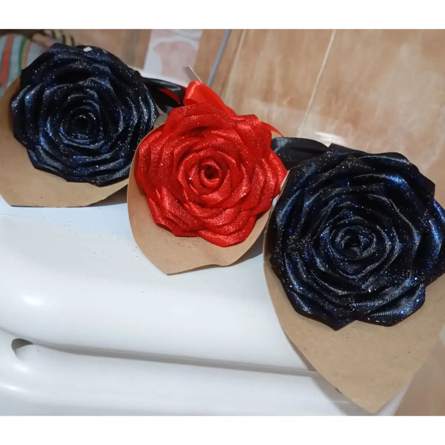 گل ربانی دست ساز|صنایع دستی و سایر لوازم تزئینی|میبد, |دیوار