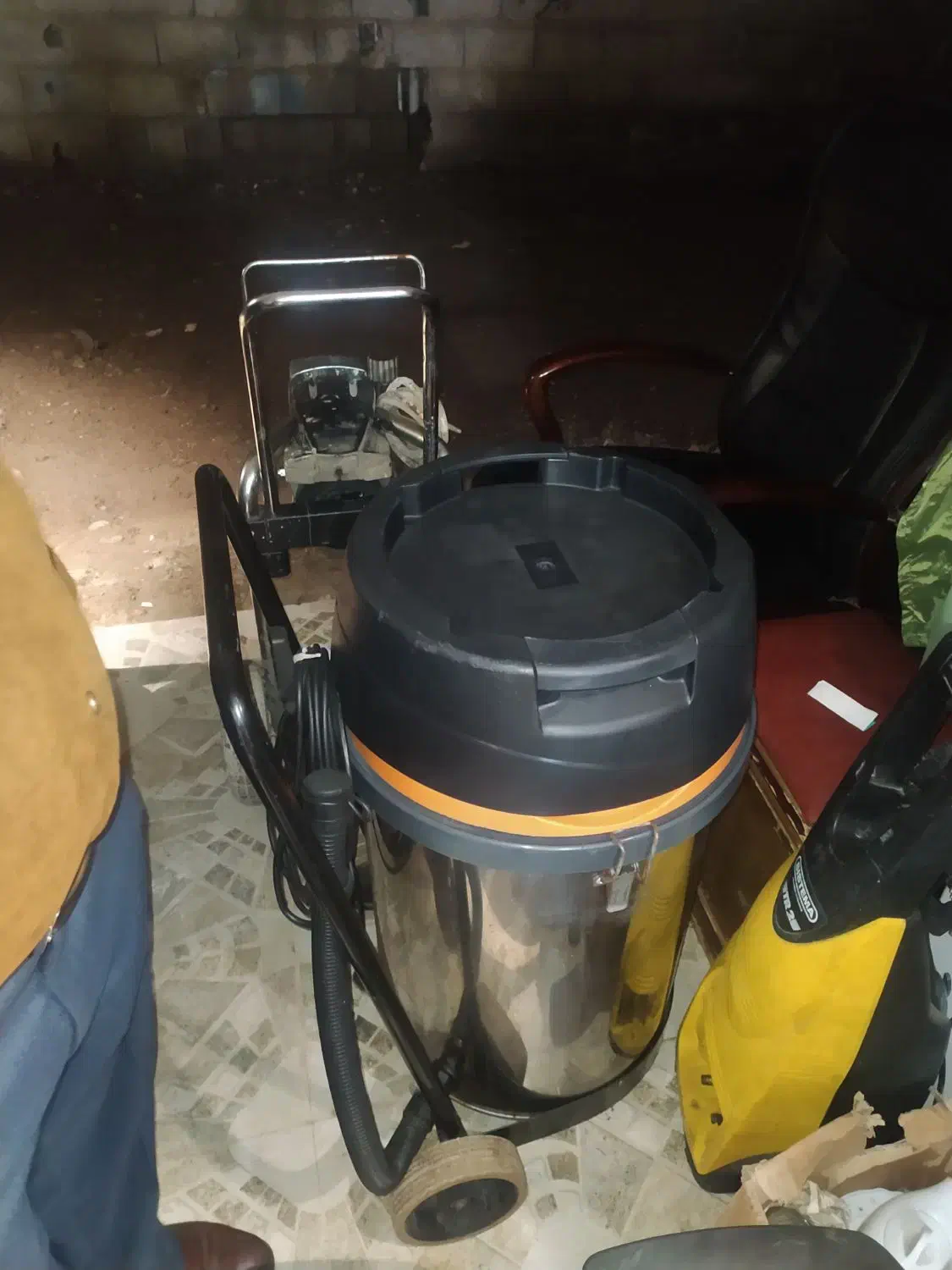 جارو برقی آب و خاک|جاروبرقی، جارو شارژی، بخارشو|رشت, سلیمانداراب|دیوار