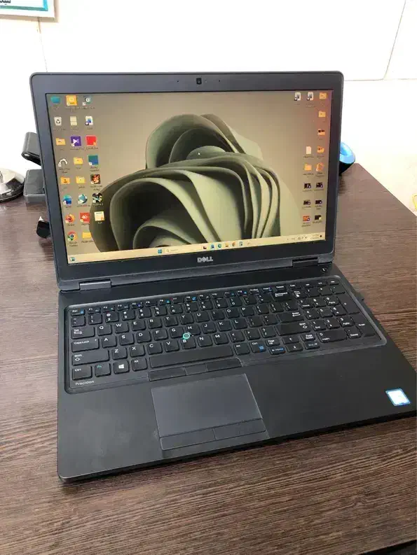 دل Core i5|رایانه همراه|مرودشت, نقش رستم|دیوار