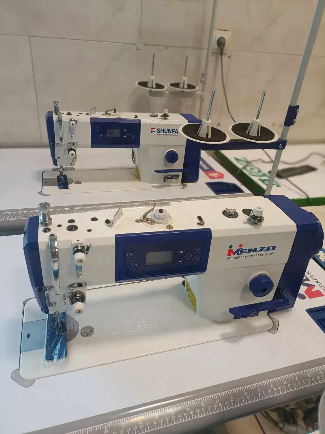 چرخ راسته دوز نان بنگ ، رویانگ ، منزو|چرخ خیاطی و ریسندگی|کرمانشاه, |دیوار