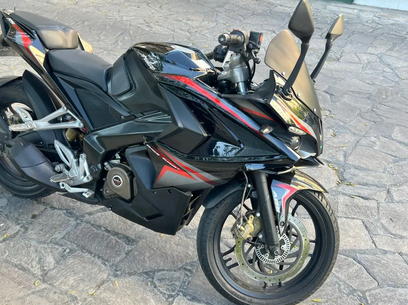 RS200|موتورسیکلت|تهران, سردارجنگل|دیوار