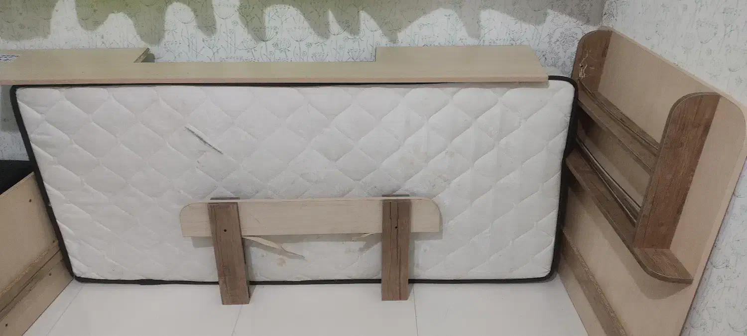 تشک تخت تک نفره نو جوان|تشک تختخواب|قم, هنرستان|دیوار