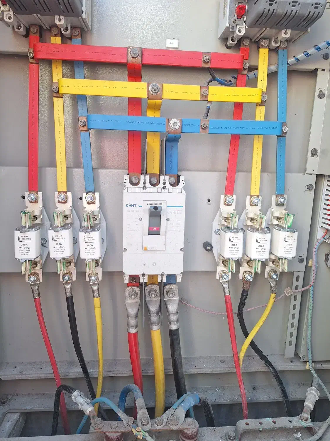 برقکار|خدمات پیشه و مهارت|رشت, گلسار|دیوار