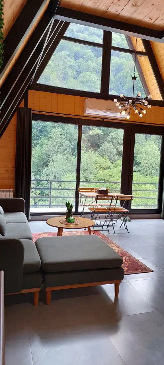 کلبه جنگلی|اجارهٔ کوتاه‌مدت ویلا و باغ|خلخال, |دیوار