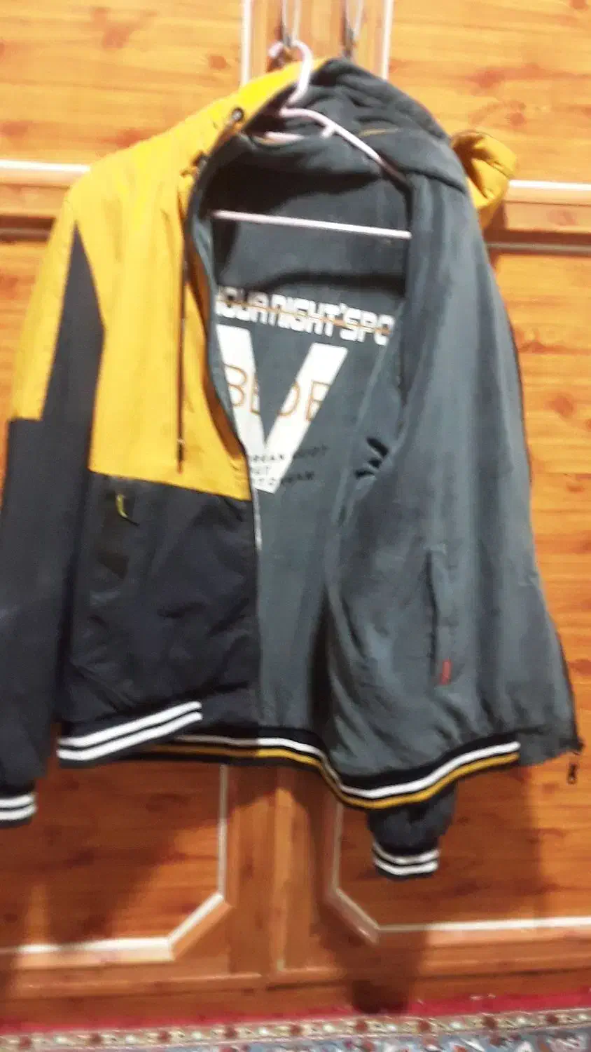 کاپشن کلاه دار کاملا نو و پسرانه|لباس|ایوان, |دیوار