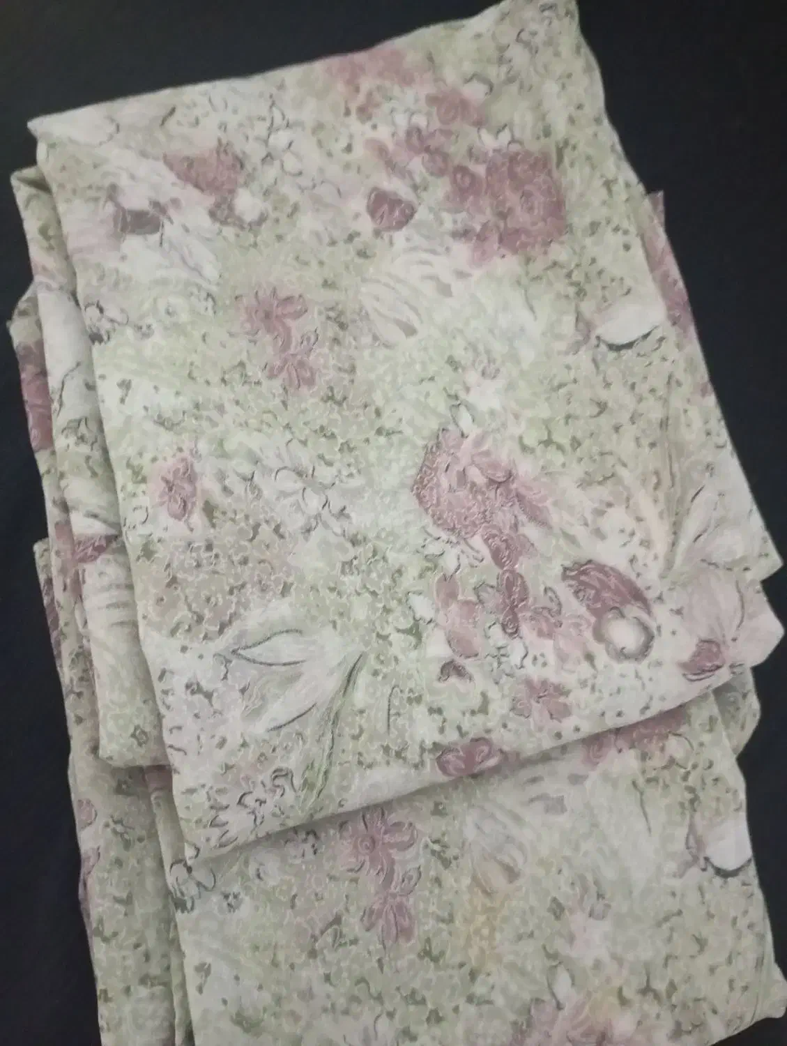 چادر|لباس|اصفهان, بوزان|دیوار