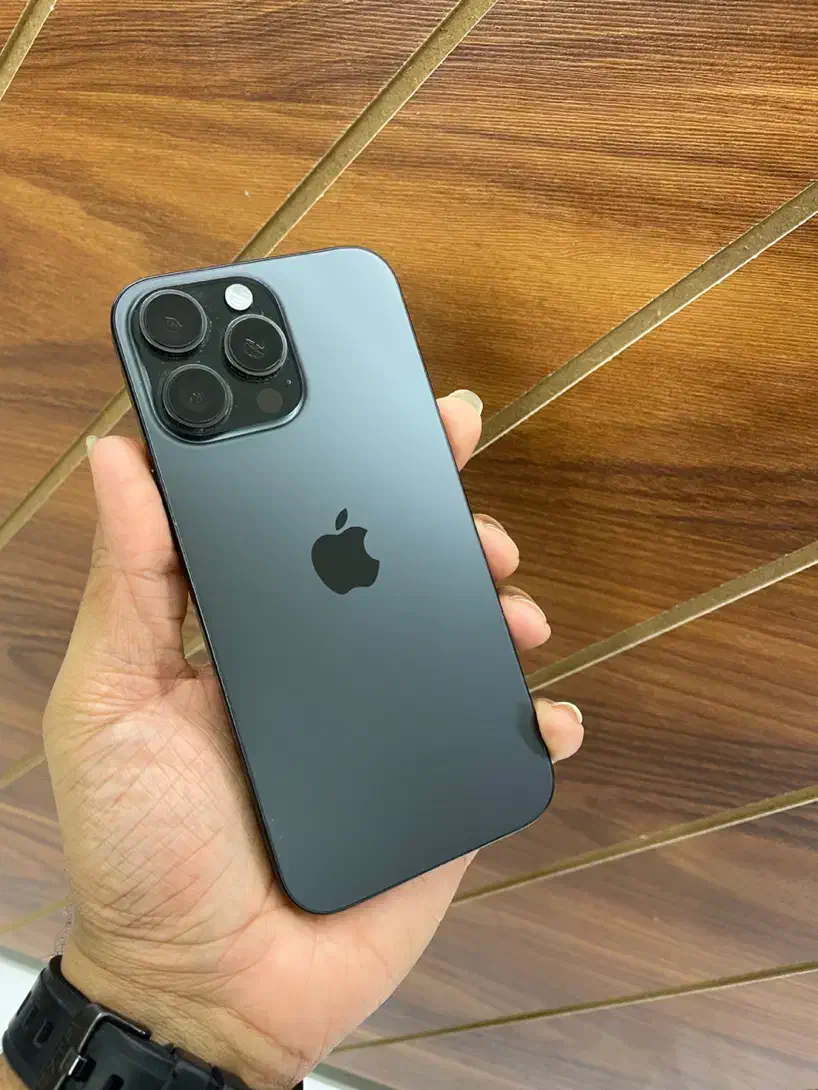 16 Pro Max|موبایل|قشم, |دیوار