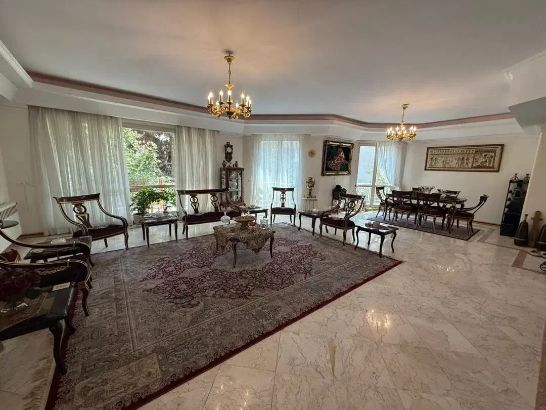 اجاره آپارتمان ۲۰۰ متر،تراس قابل چیدمان، اختیاریه