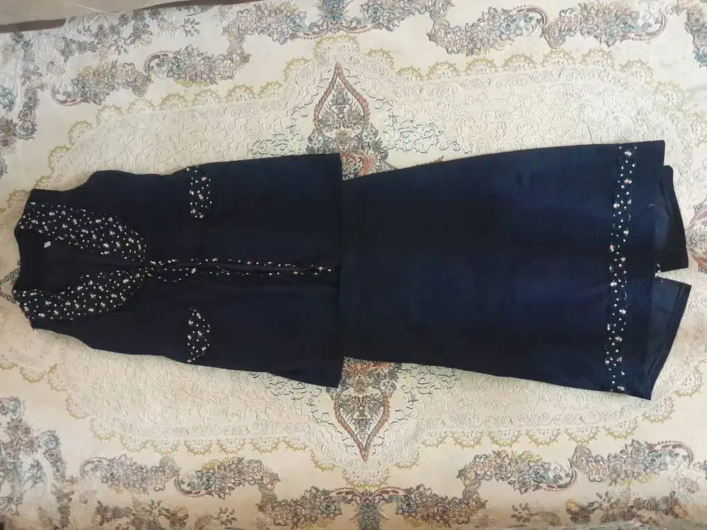 جلیقه دامن مخمل کبریتی کار شده سنتی|لباس|پاکدشت, پاکدشت (مامازند)|دیوار