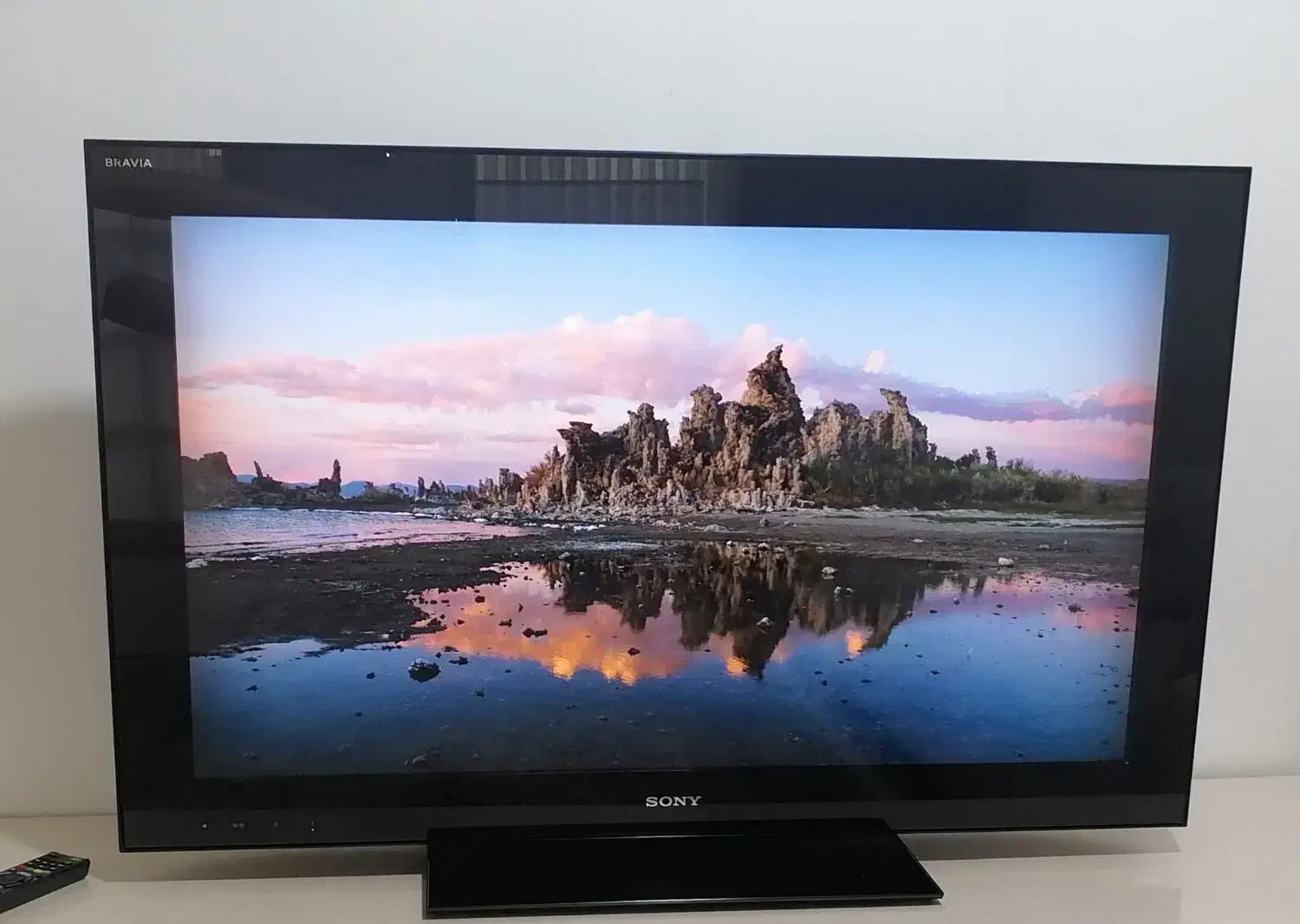 LCD فلش خور|تلویزیون و پروژکتور|گنبد کاووس, |دیوار