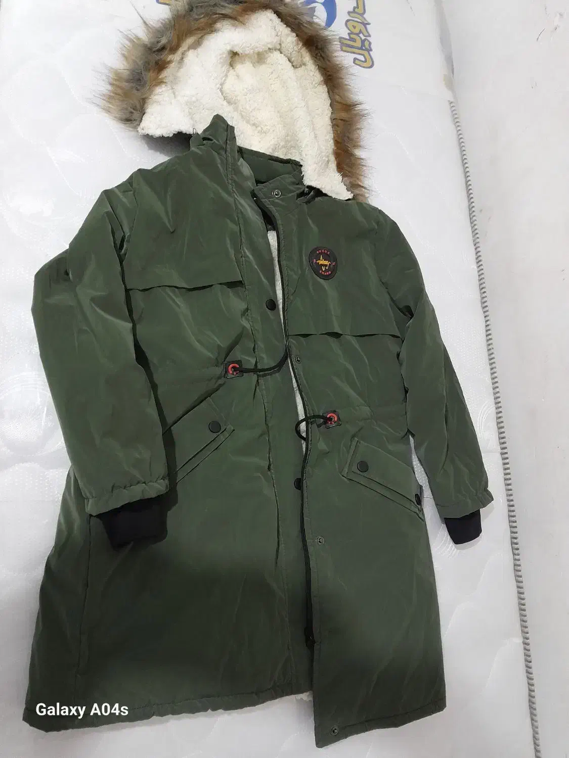 کاپشن بارونی نونو|لباس|خزل, |دیوار