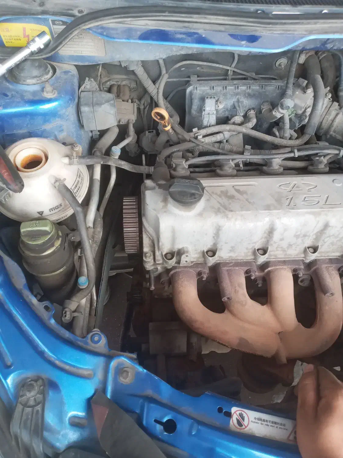 تعمیرگاه ماشین های چینی ام وی ام|خدمات موتور و ماشین|رشت, آتشگاه|دیوار