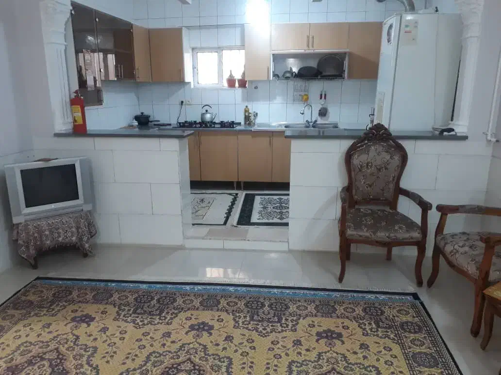 خانه مسافر سیمرغ|اجارهٔ کوتاه‌مدت آپارتمان و سوئیت|شیراز, سعدیه جنوبی|دیوار