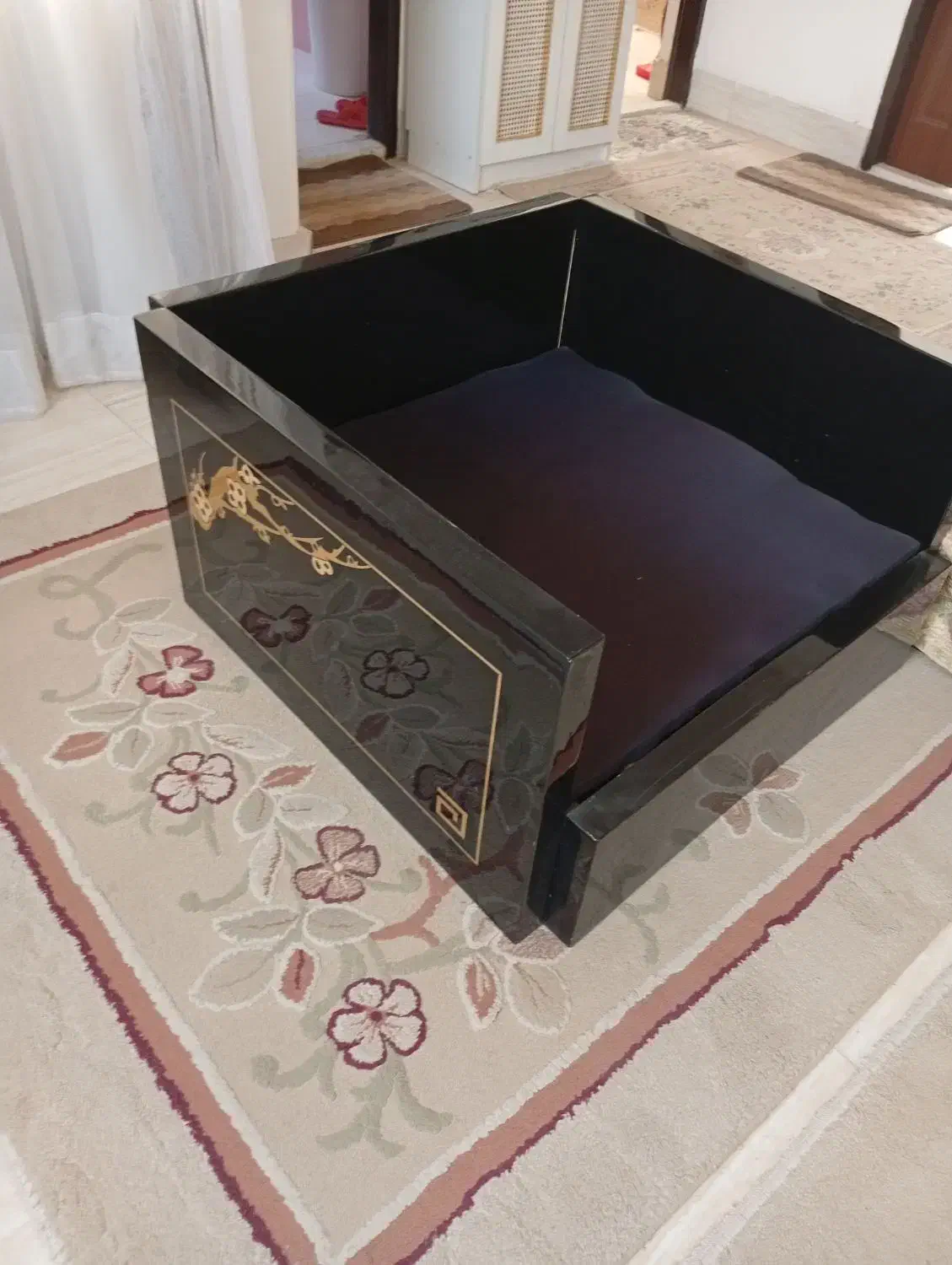 لوازم منزل|مبلمان خانگی و میز عسلی|قمصر, |دیوار