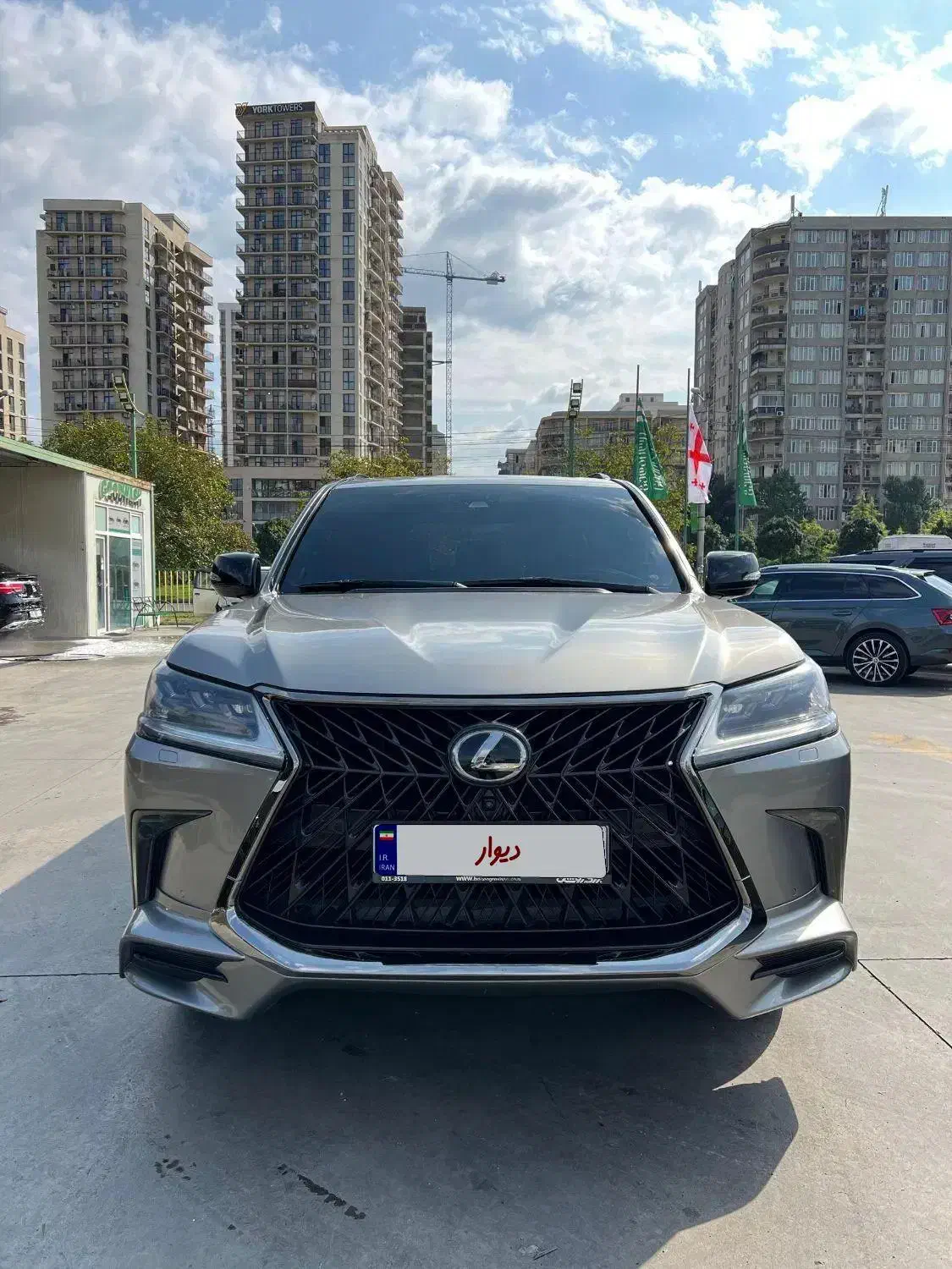 گذرموقت lx 570 /سالانه ترددبی نهایت/شیداخلج/|خودرو سواری و وانت|تهران, جردن|دیوار