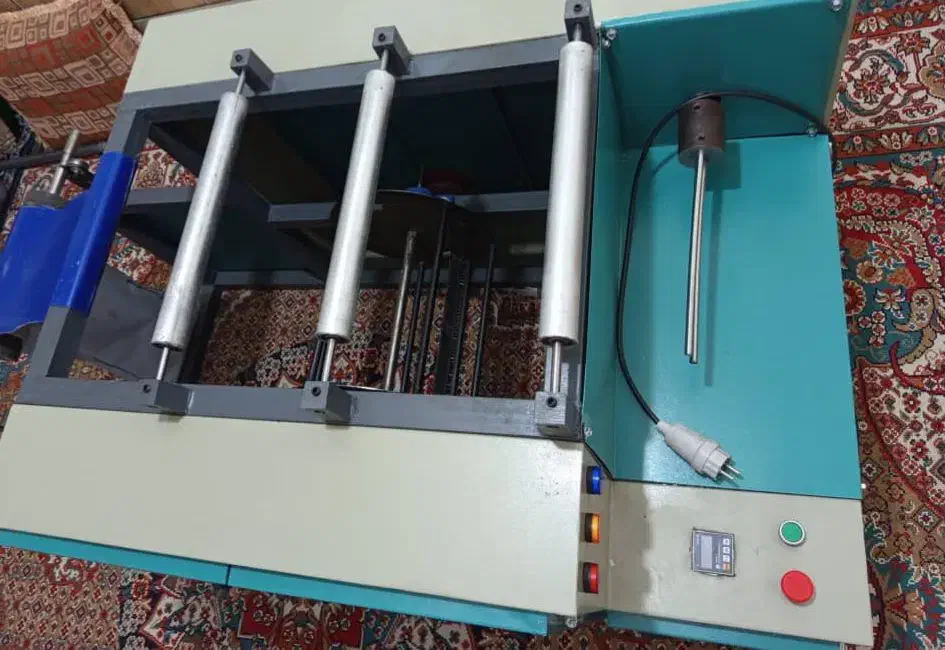 فروش دستگاه بسته بندی و پرفراژ زن سفره ی یبارمصرف|ماشین‌آلات صنعتی|میناب, |دیوار