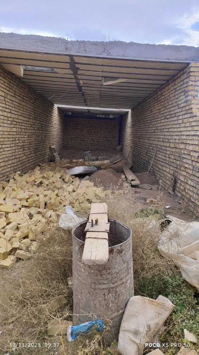 ساختمان نیمه کاره  شکوفه 2 بنا70متر کل زمین 100متر|فروش آپارتمان|ابهر, |دیوار