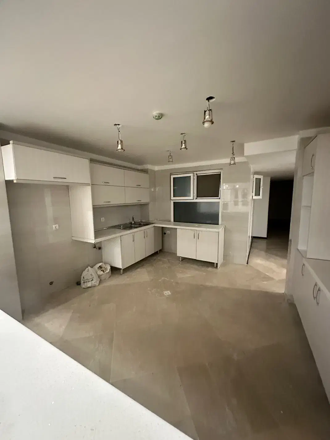 ۲۰۰ متر سعادت اباد بازدید اخر