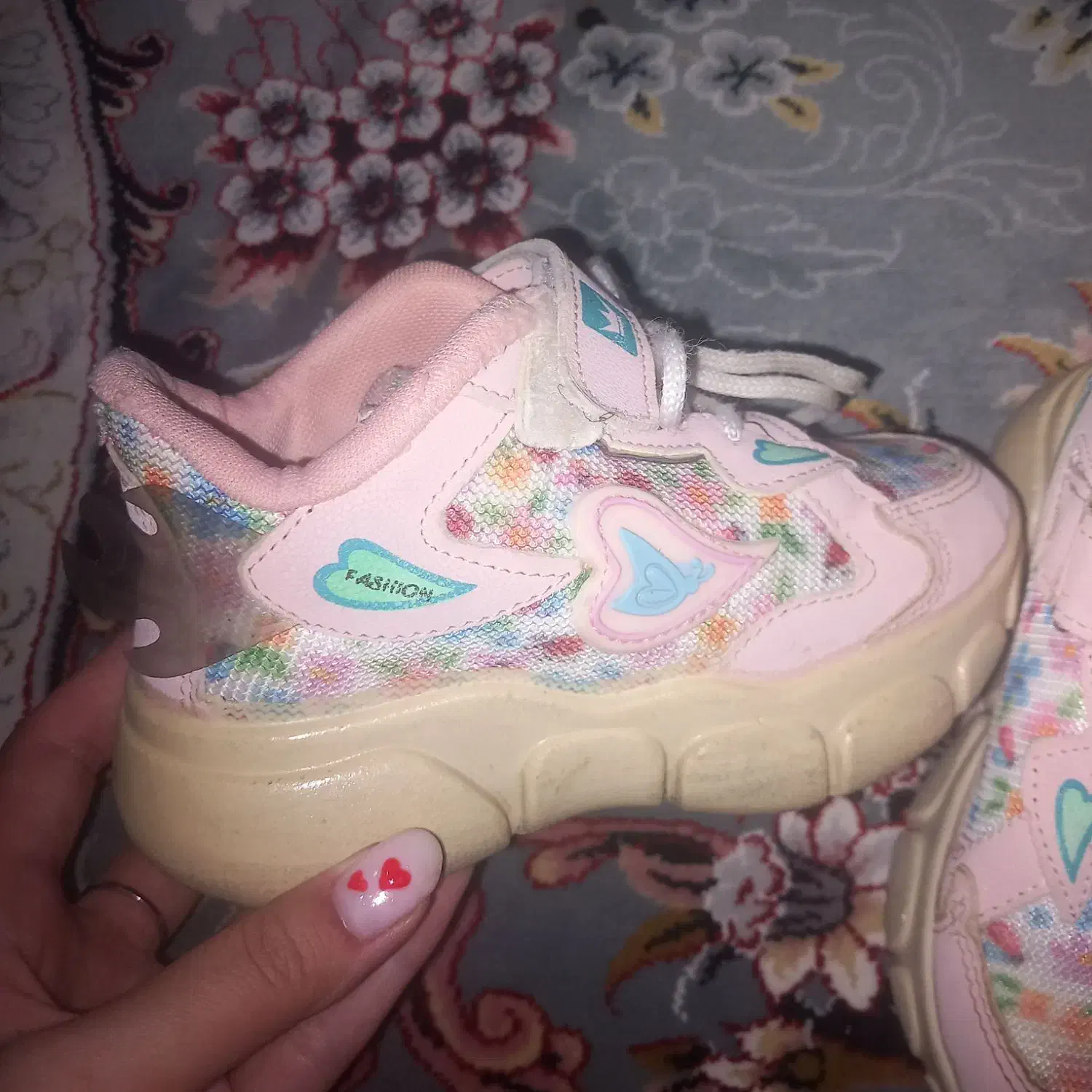 کتونی دخترانه|کفش و لباس بچه|صفادشت, |دیوار